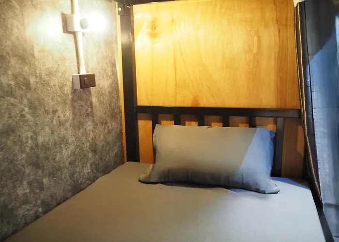 Bed Space Khaosan Bangkok