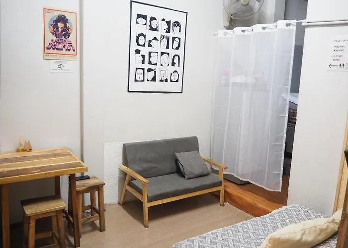 Bed Space Khaosan Hostal Bangkok