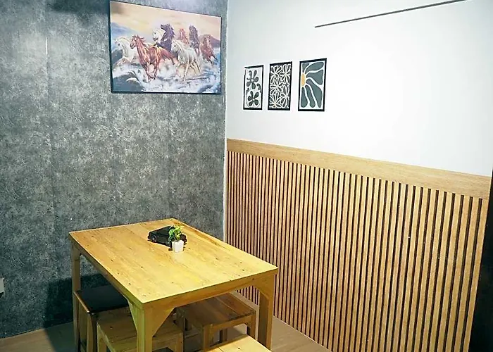 Bed Space Khaosan Hostal *